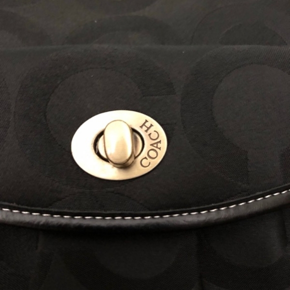 Coach HandbagBlack Canvas w/ signature Coach Pattern - Picture 6 of 10